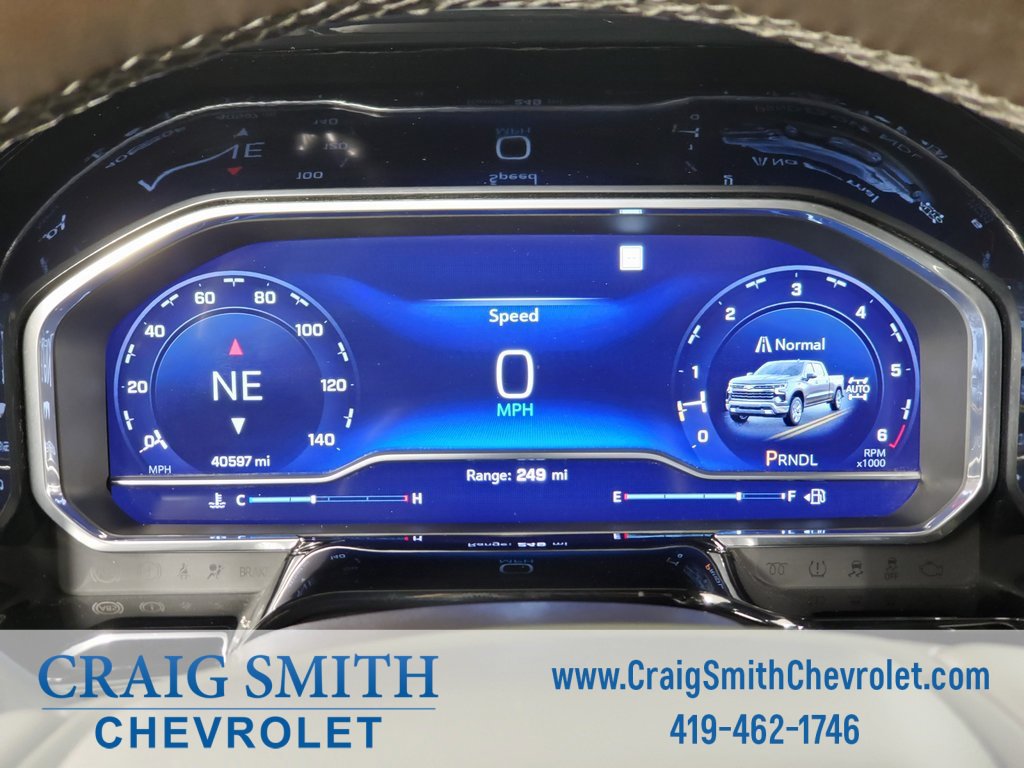 Used 2023 Chevrolet Silverado 1500 LT w/ Leather Package image 12