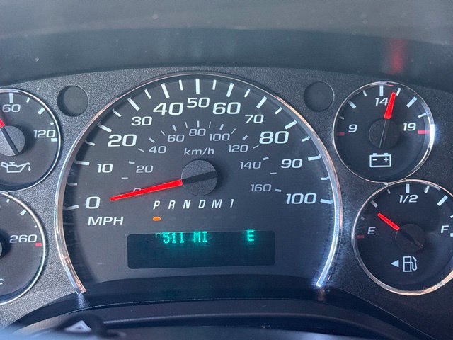 Used 2025 Chevrolet Express 3500 LT w/ LT Preferred Equipment Group RWD image 9