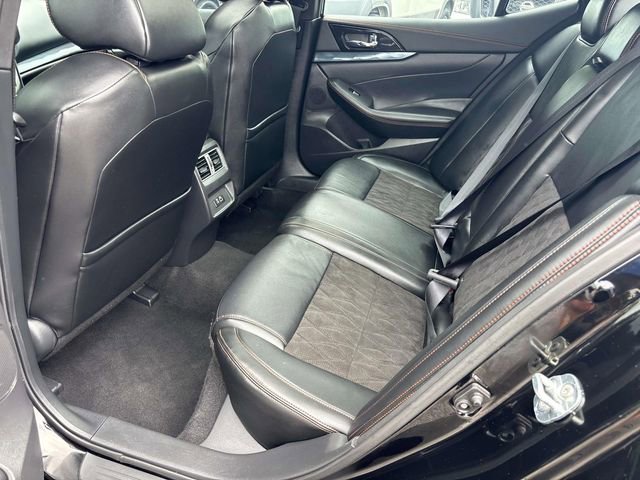 Used 2023 Nissan Maxima SR w/ Sport Mat Group image 9