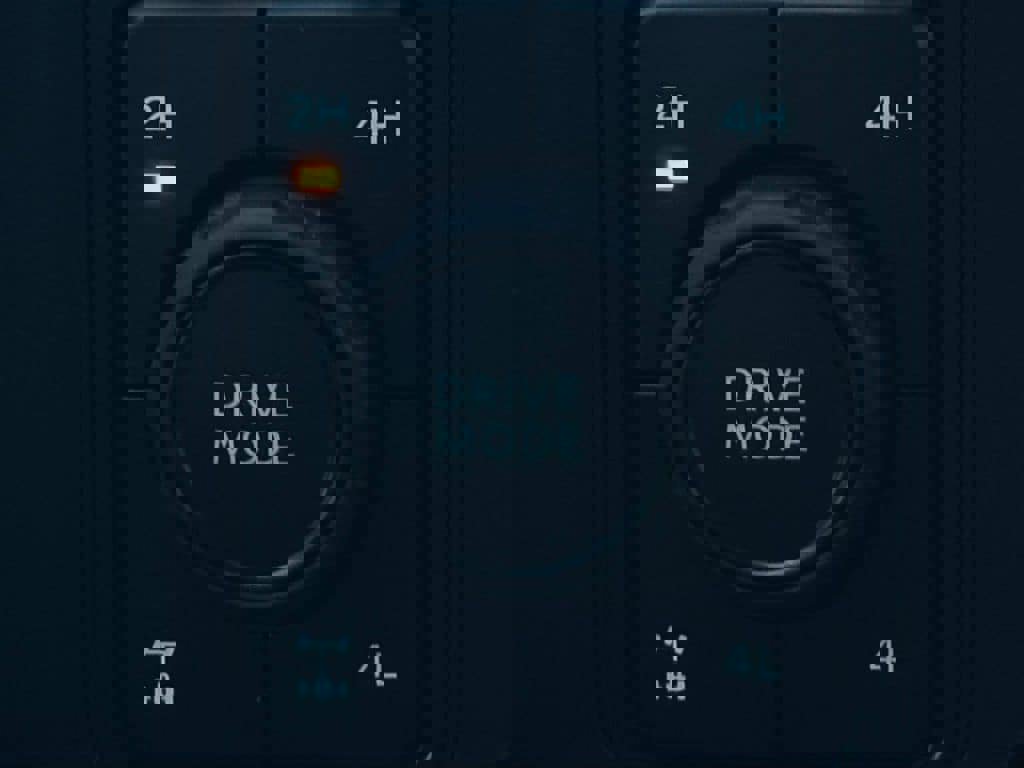 New 2026 Ford F350 Platinum w/ FX4 Off-Road Package image 41