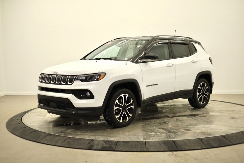 Used 2022 Jeep Compass Limited image 7