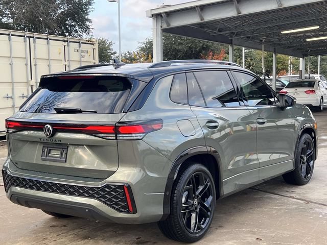 New 2026 Volkswagen Tiguan SE R-Line FWD image 7