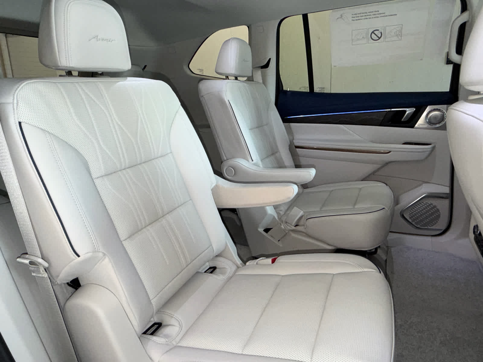 New 2026 Buick Enclave Avenir w/ Super Cruise Package FWD image 36
