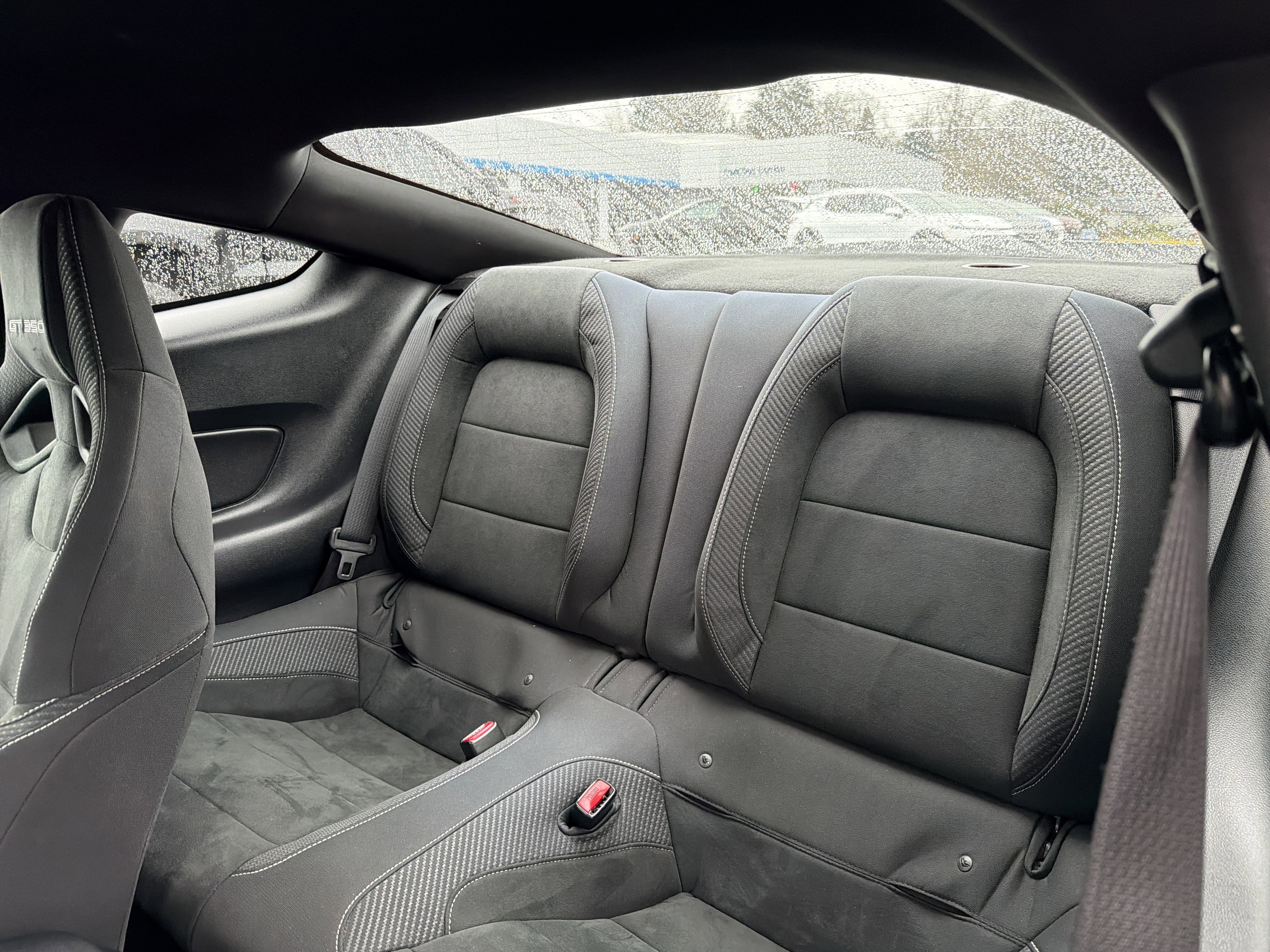 Used 2016 Ford Mustang Shelby GT350 w/ Track Package image 12