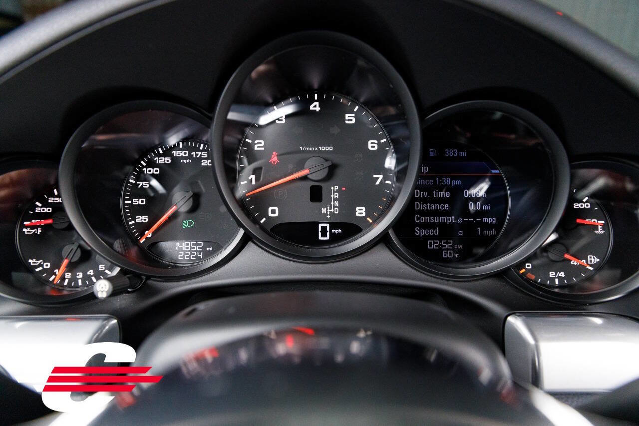 Used 2018 Porsche 911 Carrera image 19