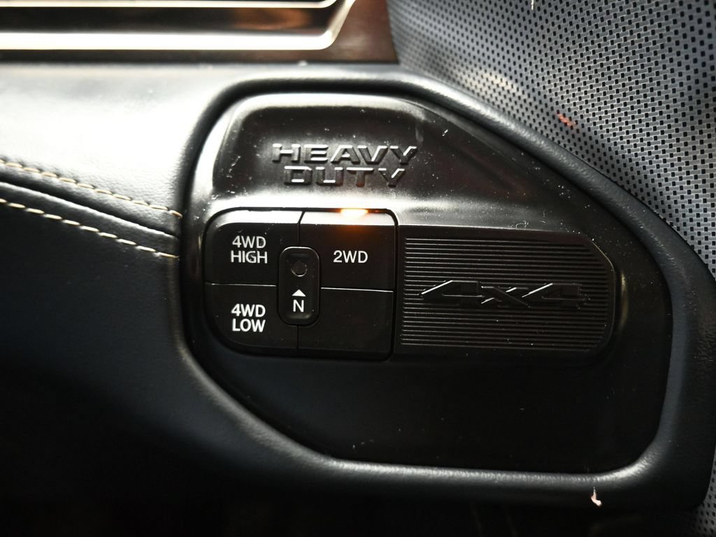 Used 2023 RAM 2500 Limited AWD/4WD image 27