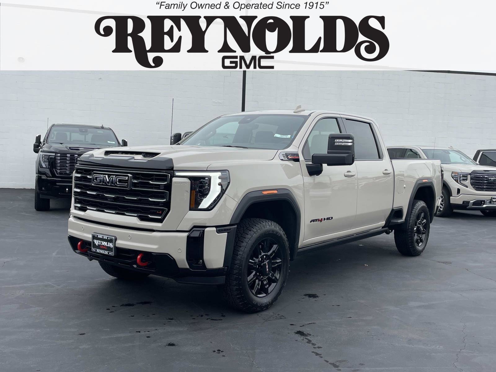 New 2026 GMC Sierra 2500 AT4 w/ AT4 Premium Plus Package