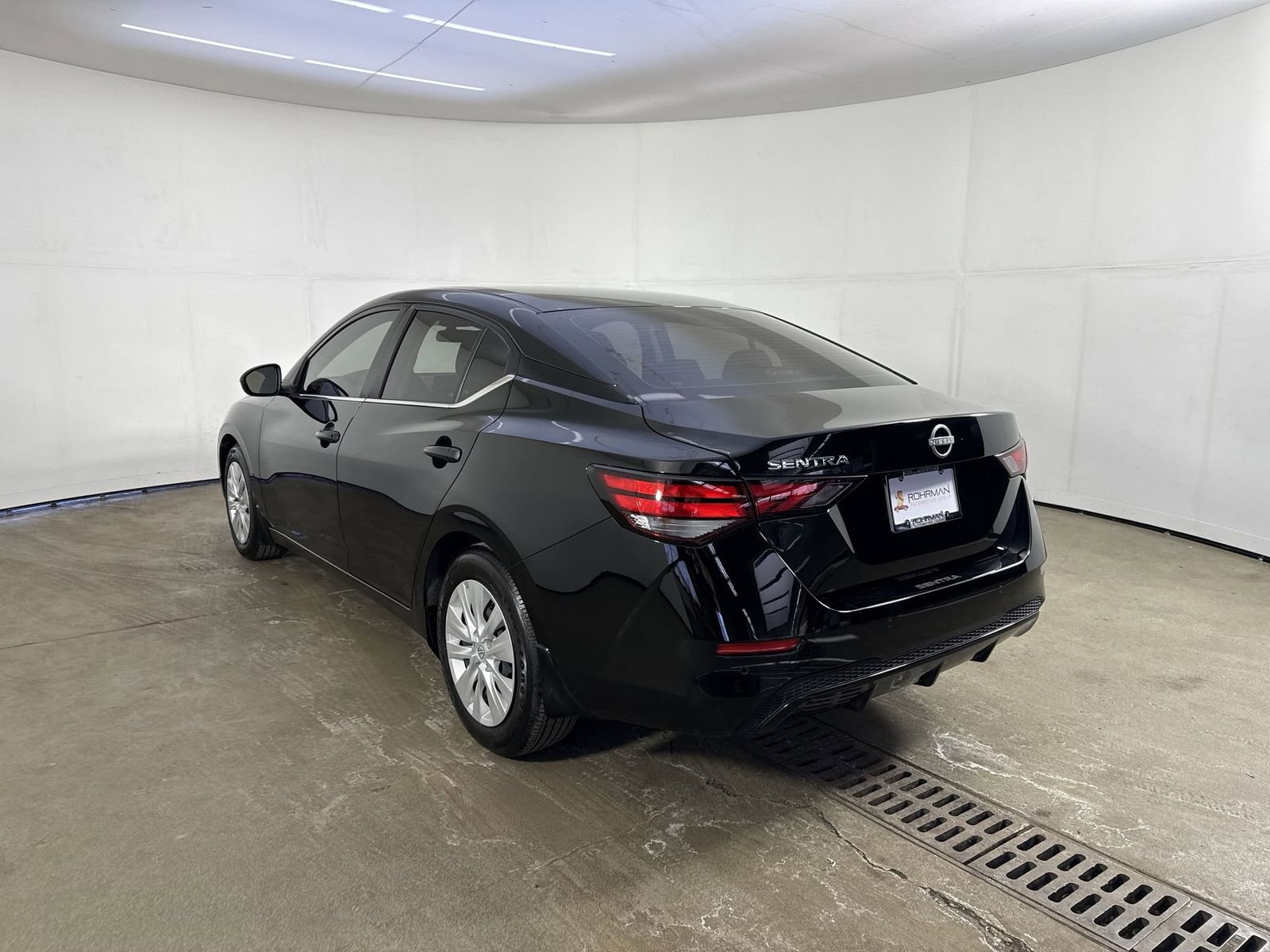 Certified 2025 Nissan Sentra S image 31