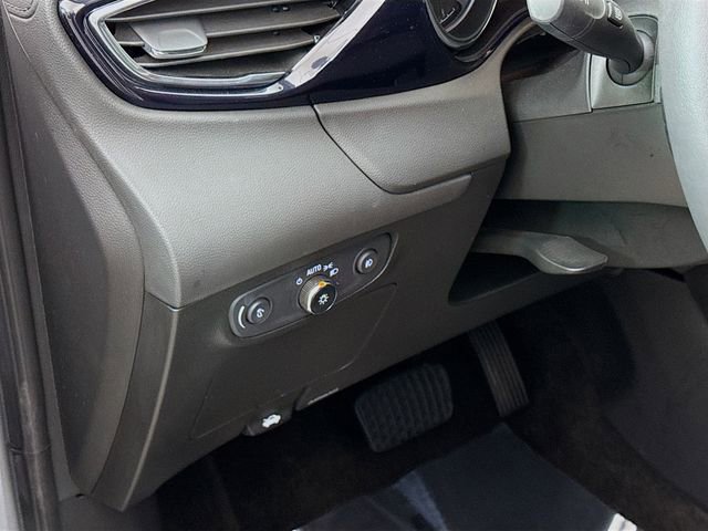 Used 2023 Buick Encore GX Select image 10