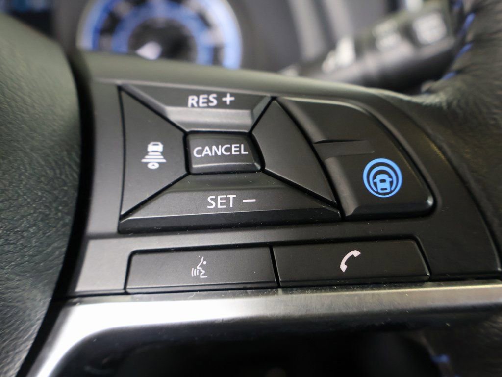 Used 2021 Nissan Leaf SV w/ SV Technology Package image 27