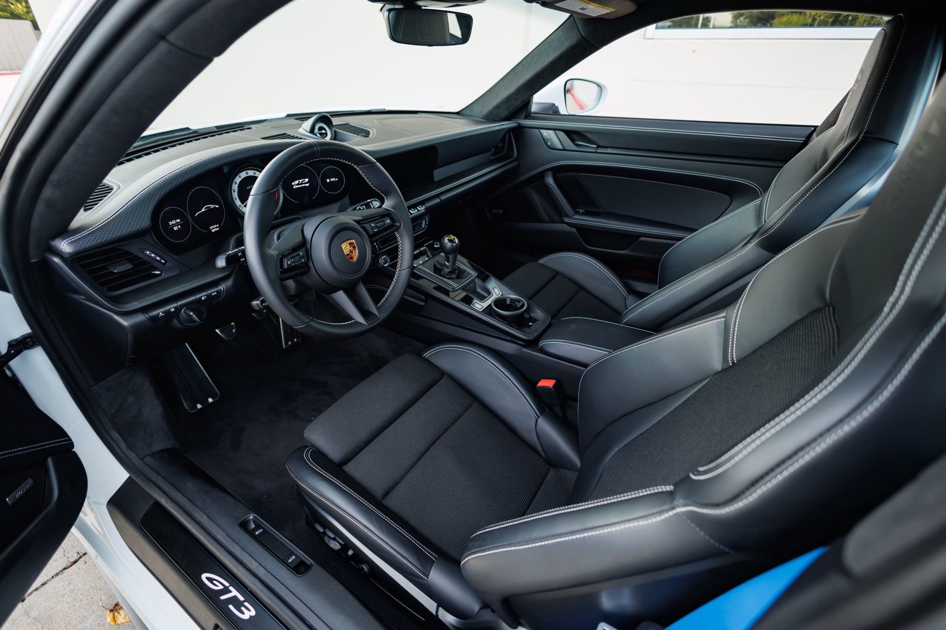 Used 2022 Porsche 911 GT3 RWD image 35