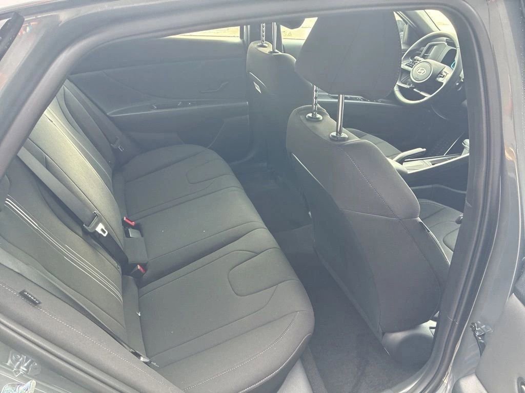 Used 2026 Hyundai Elantra Sport FWD image 16