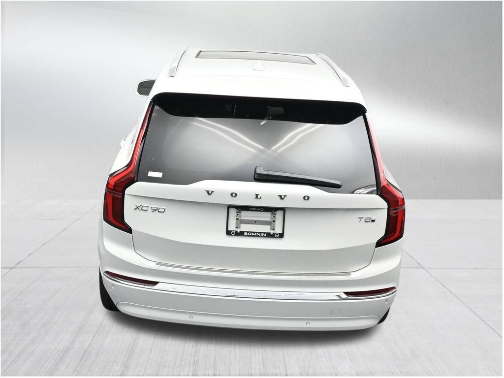 New 2026 Volvo XC90 T8 Plus w/ Protection Package Premier AWD/4WD image 16