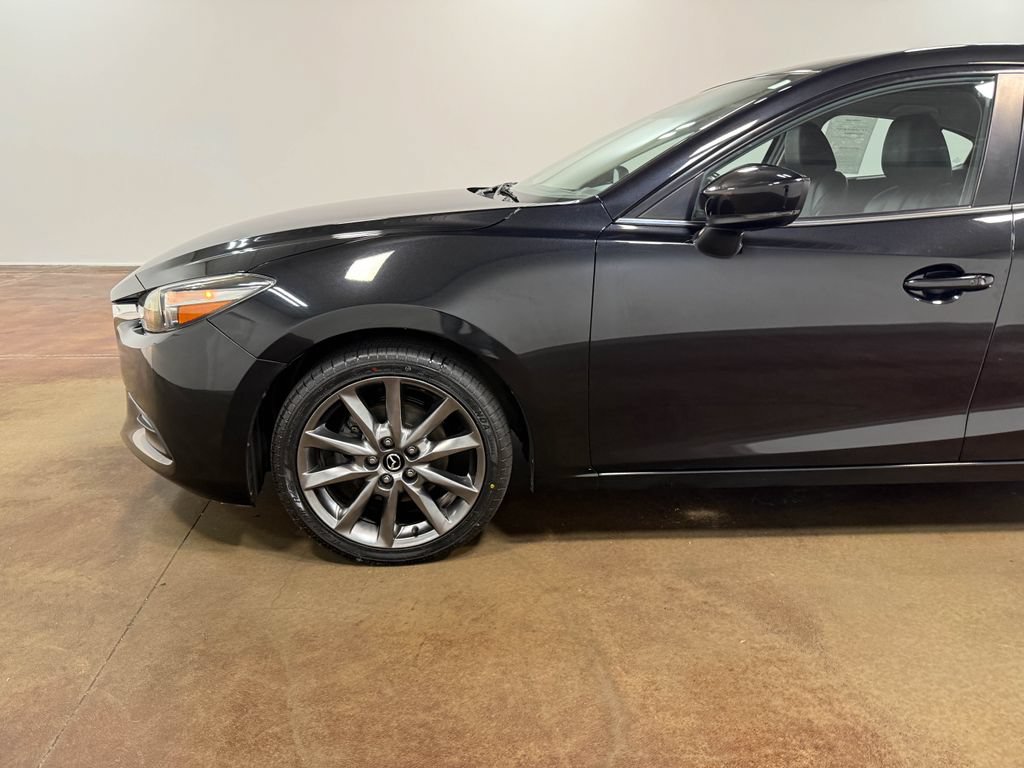 Used 2018 MAZDA MAZDA3 Touring FWD image 37