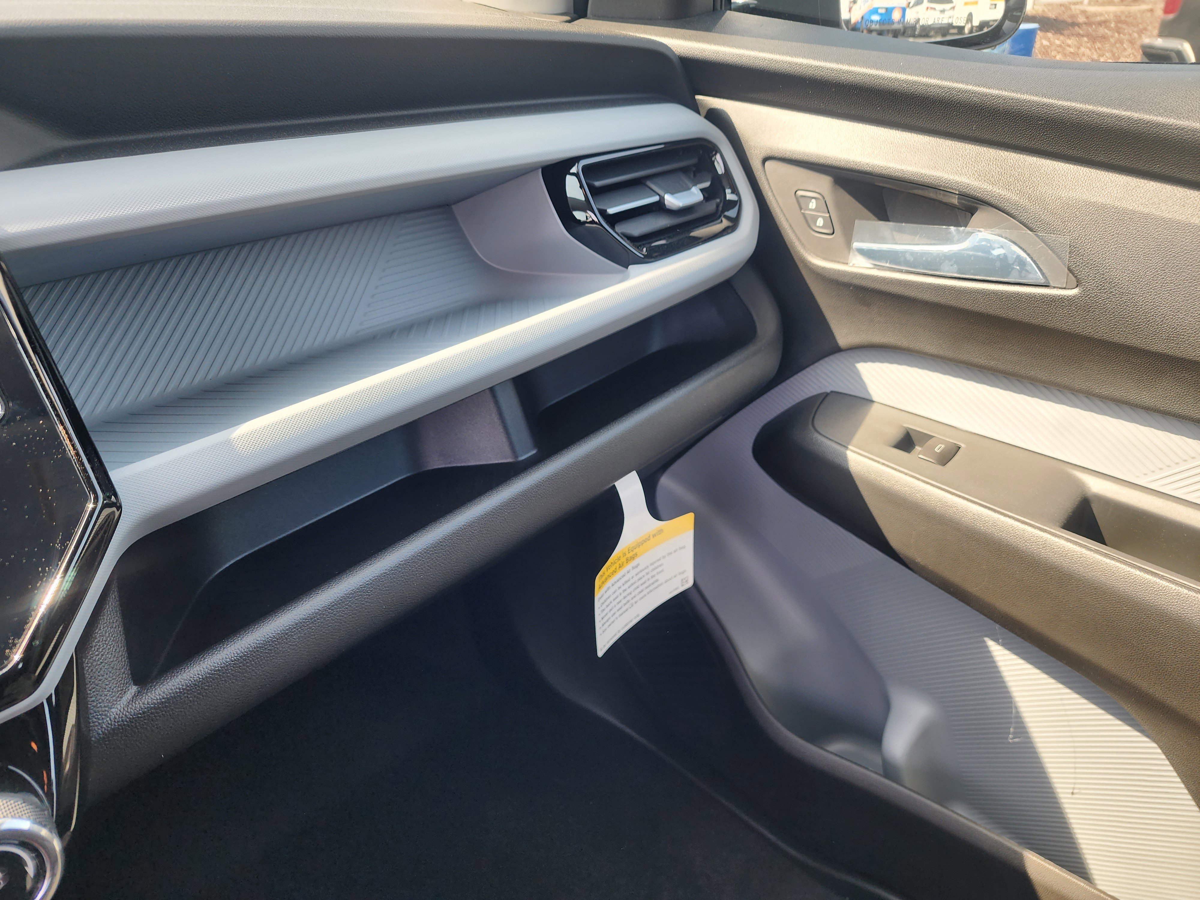 New 2027 Chevrolet Bolt RS FWD image 36