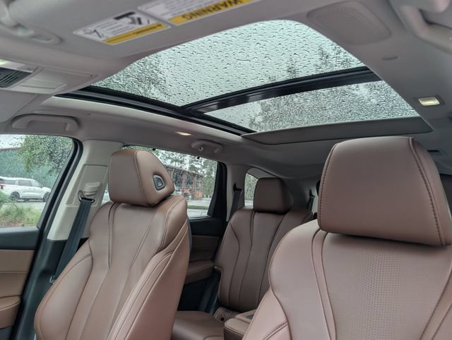 Used 2025 Acura MDX w/ Technology Package FWD image 17