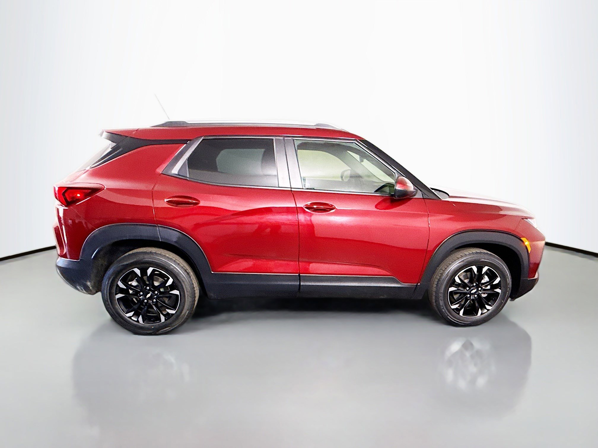 Used 2023 Chevrolet TrailBlazer LT w/ Convenience Package image 11