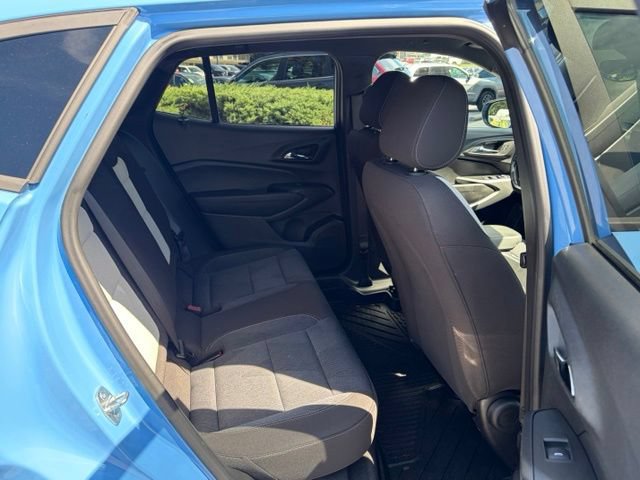 Used 2024 Chevrolet Trax RS FWD image 29