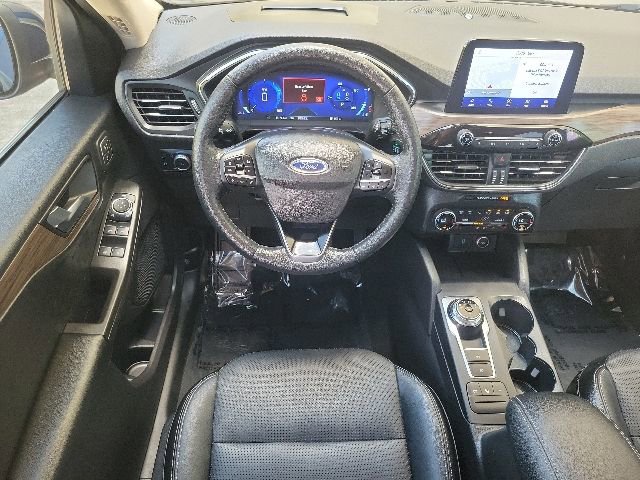 Used 2020 Ford Escape Titanium FWD image 14