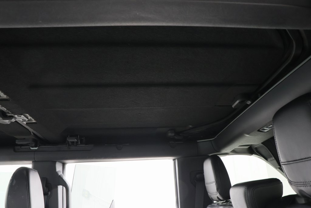 Used 2023 Ford Bronco Wildtrak image 9