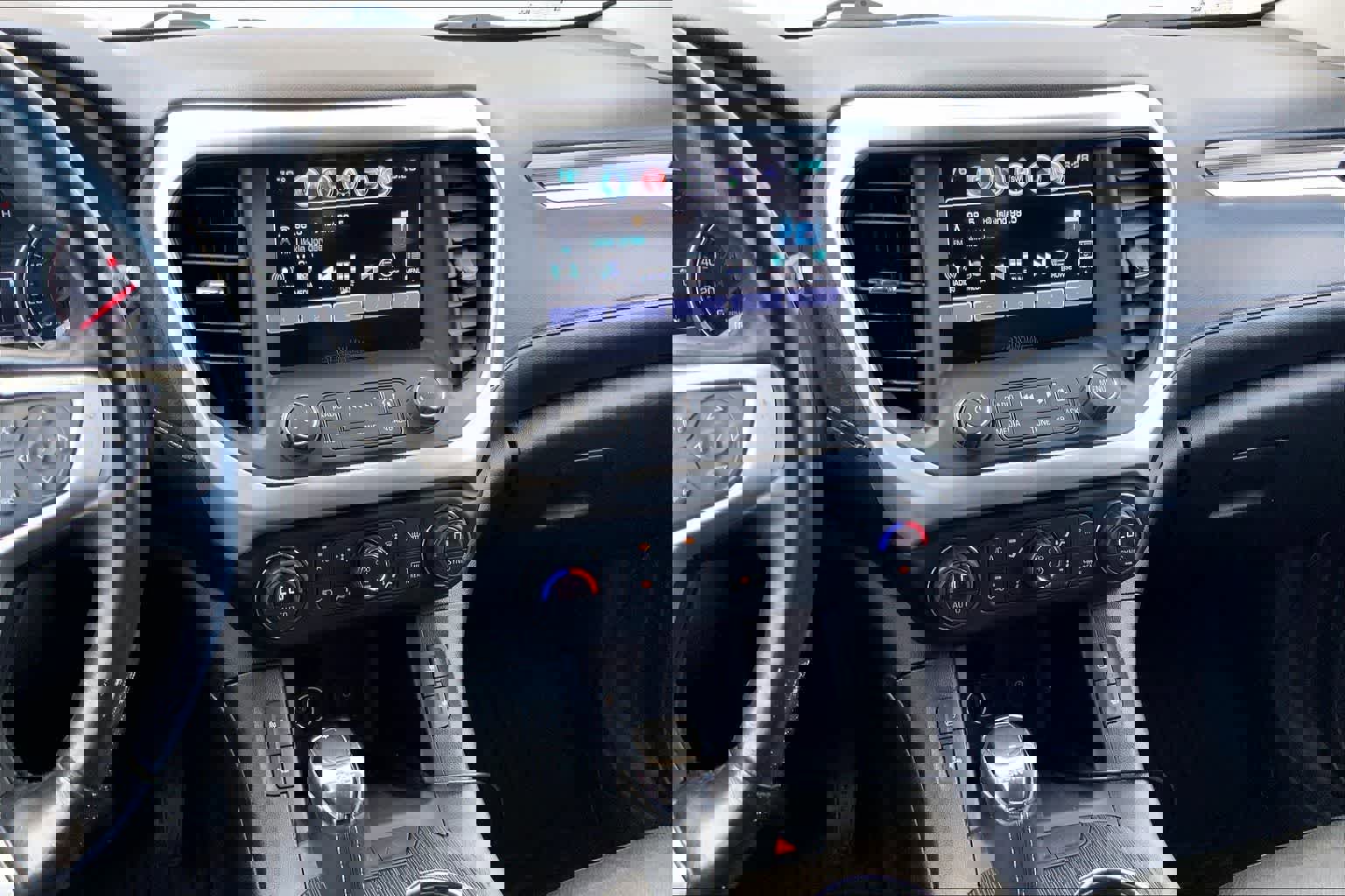 Used 2019 GMC Acadia SLT w/ Black Edition FWD image 16