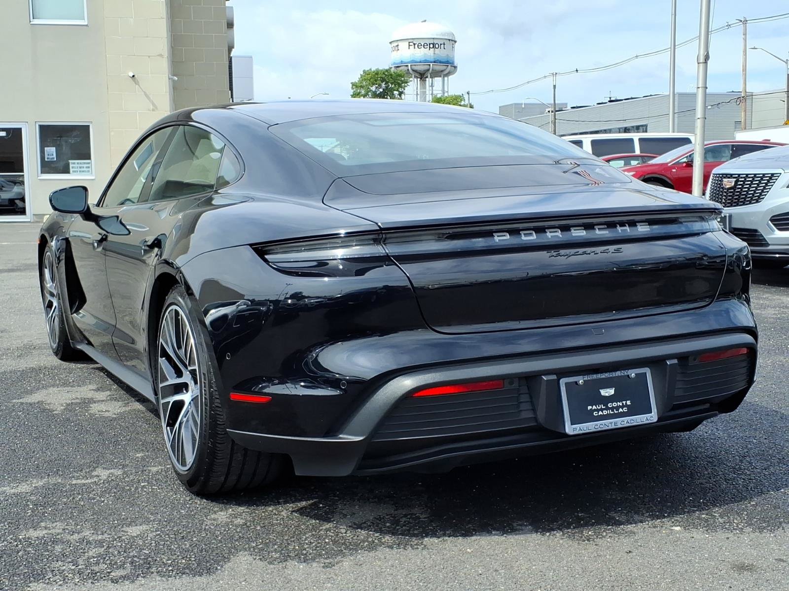 Used 2020 Porsche Taycan 4S AWD/4WD image 7
