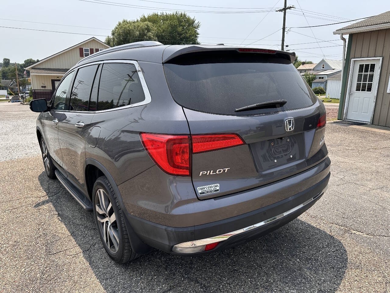 Used 2017 Honda Pilot Touring image 12