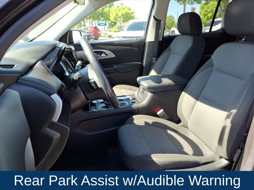 Used 2019 Chevrolet Traverse LT FWD image 19