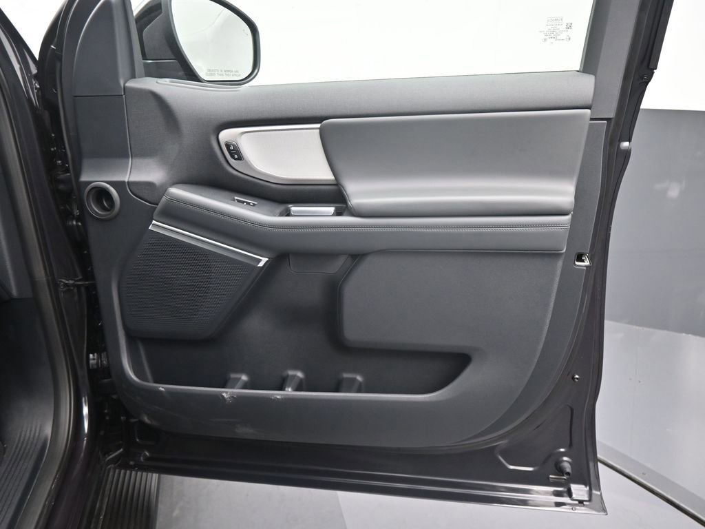 New 2026 Ford Expedition Active image 6