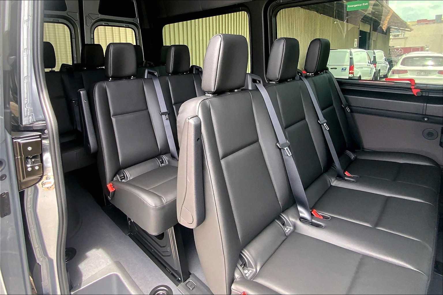 Used 2025 Mercedes-Benz Sprinter 2500 image 11