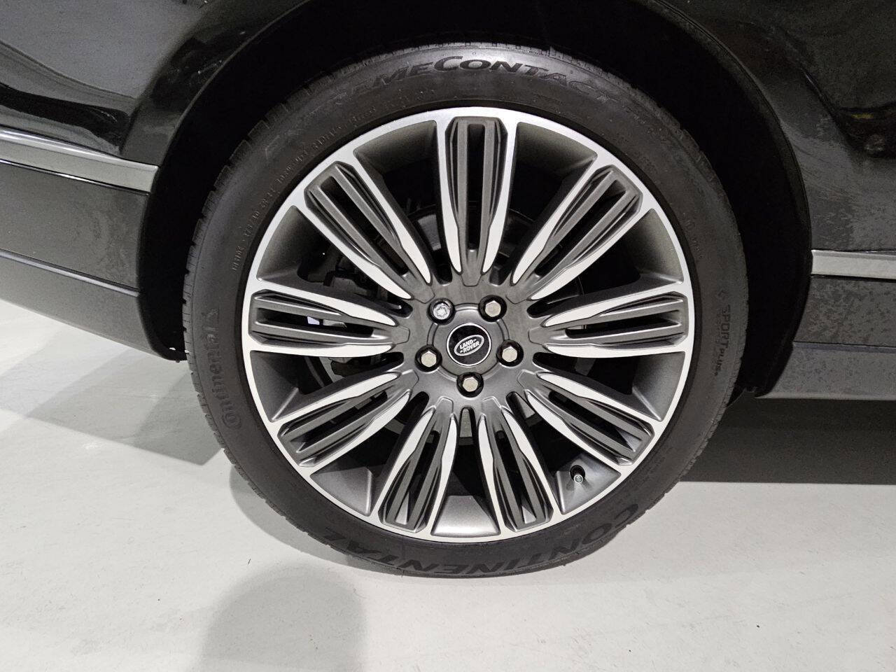 Used 2021 Land Rover Range Rover P525 Westminster Edition image 25