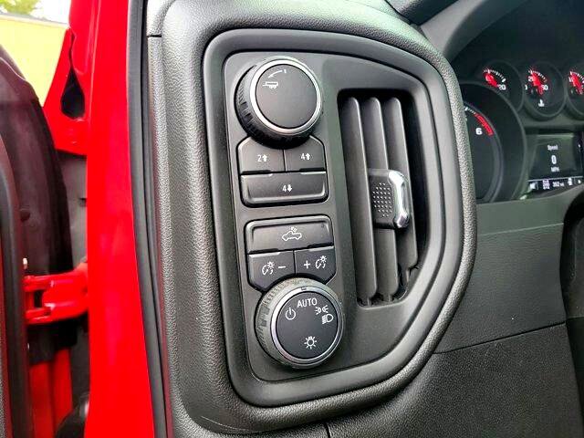 Used 2025 Chevrolet Silverado 2500 Custom image 26