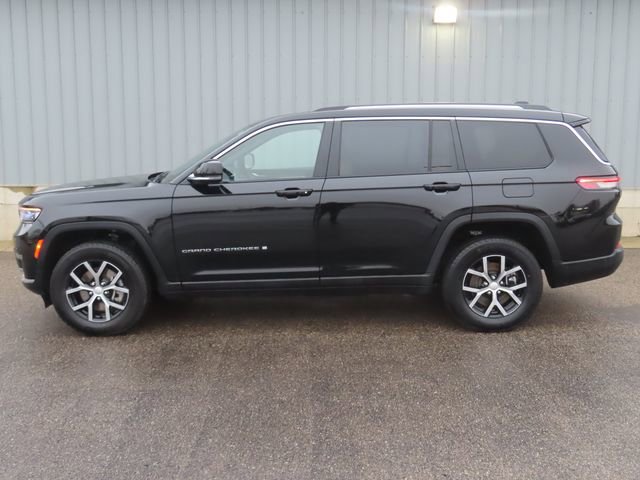 Used 2023 Jeep Grand Cherokee L Limited AWD/4WD image 8