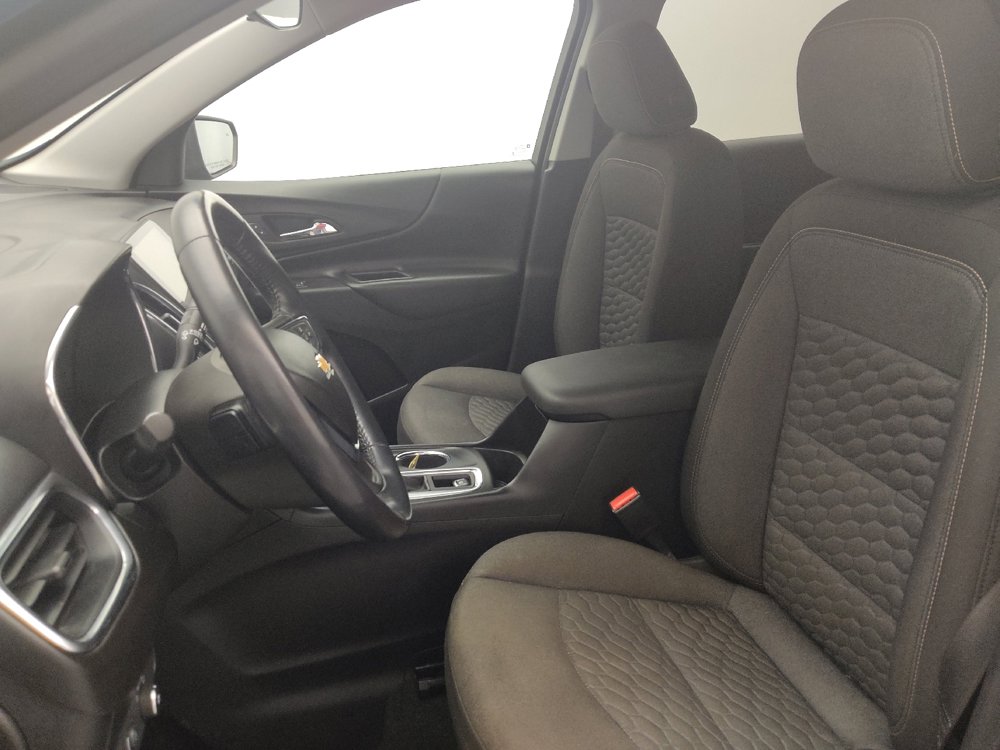 Used 2019 Chevrolet Equinox LT w/ Sun & Navigation Package image 17