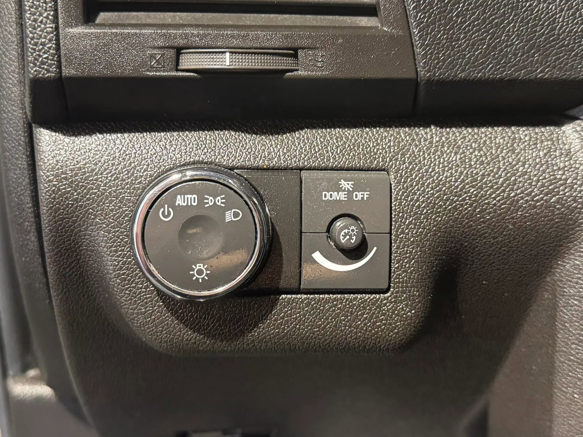 Used 2010 Chevrolet Traverse LT w/ Personal Connectivity Package FWD image 11