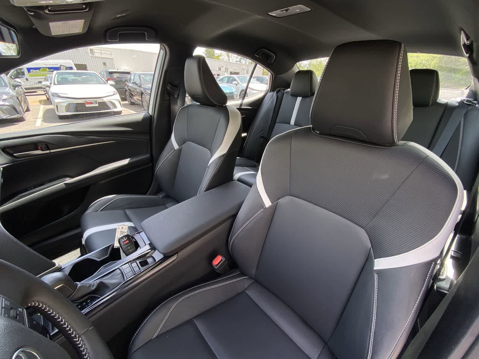 Used 2025 Toyota Camry SE FWD image 44