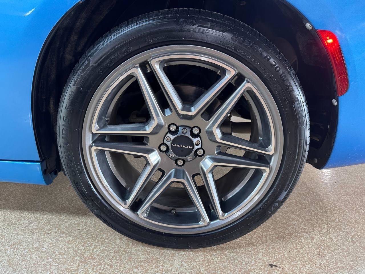 Used 2015 Dodge Charger R/T w/ Plus Group RWD image 42
