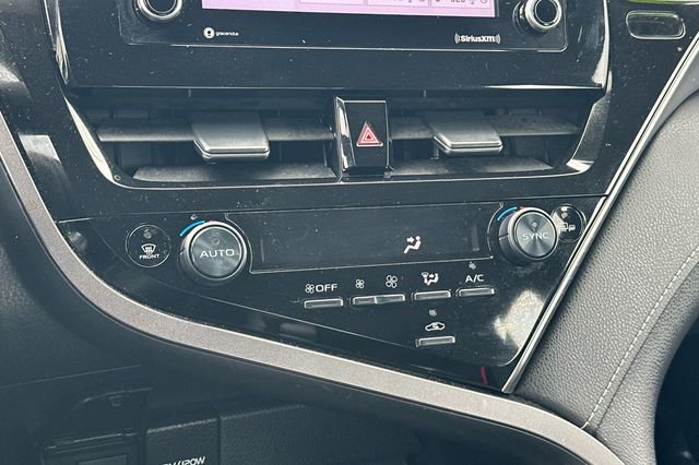 Used 2023 Toyota Camry SE FWD image 22