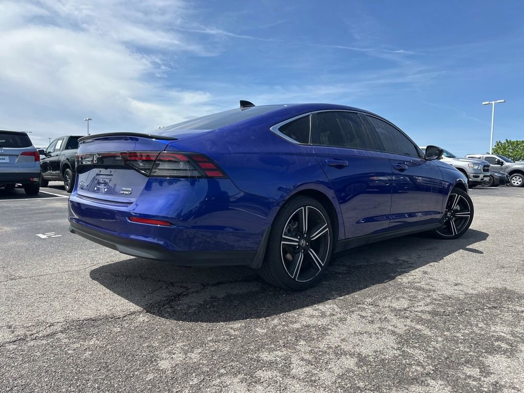 Used 2025 Honda Accord Sport image 11