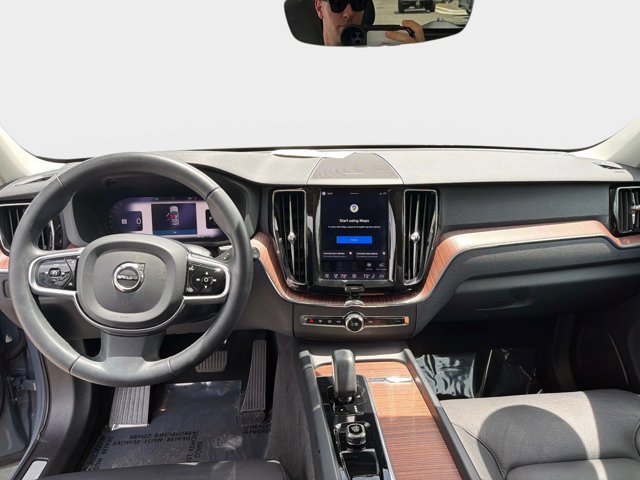 Used 2023 Volvo XC60 B5 Plus w/ Climate Package FWD image 16