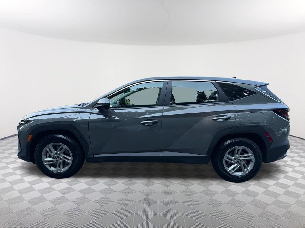 Used 2025 Hyundai Tucson SE FWD image 8