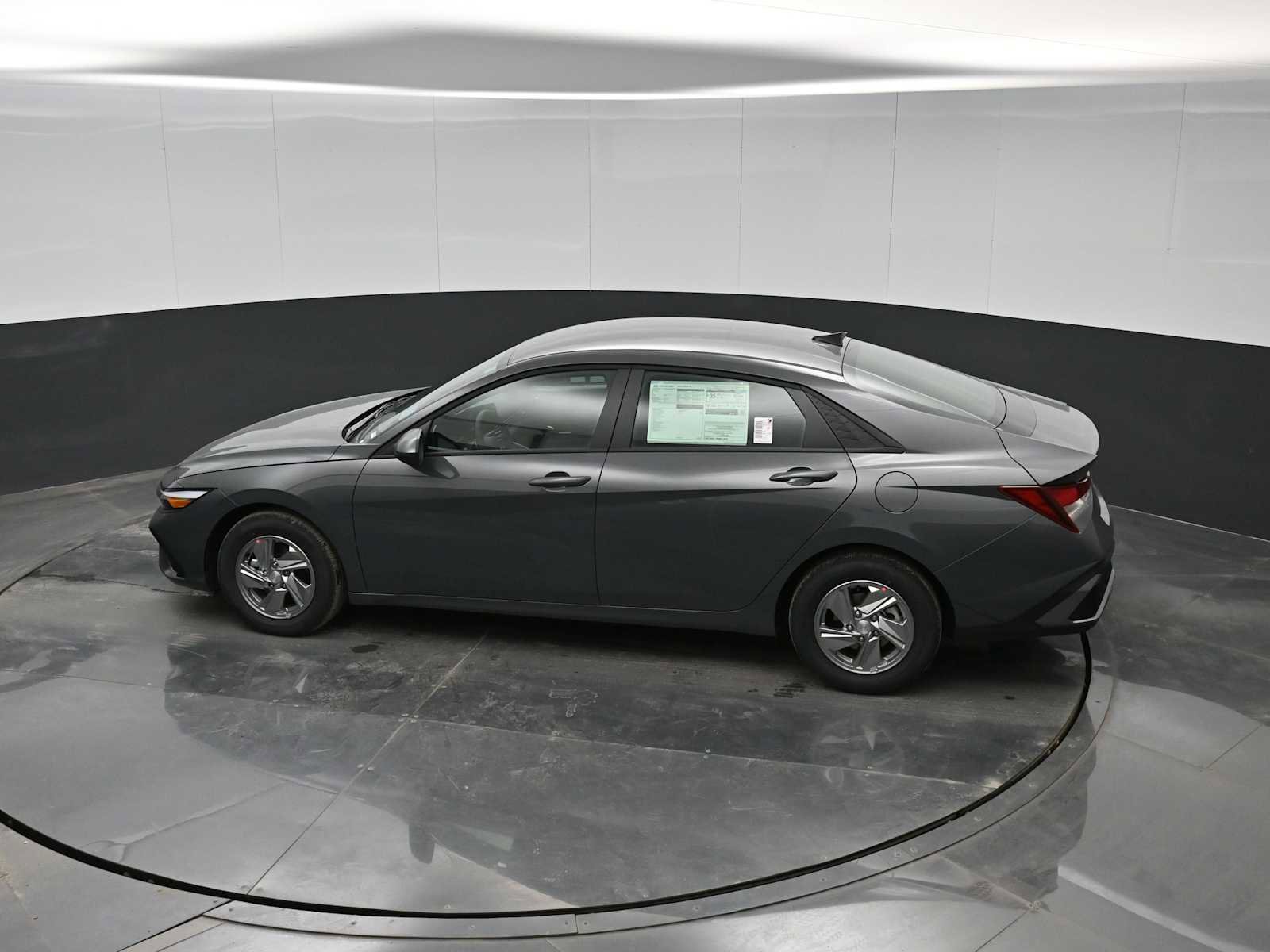 New 2026 Hyundai Elantra SE image 24