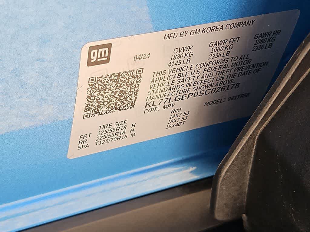 Used 2025 Chevrolet Trax RS w/ Driver Confidence Package FWD image 25