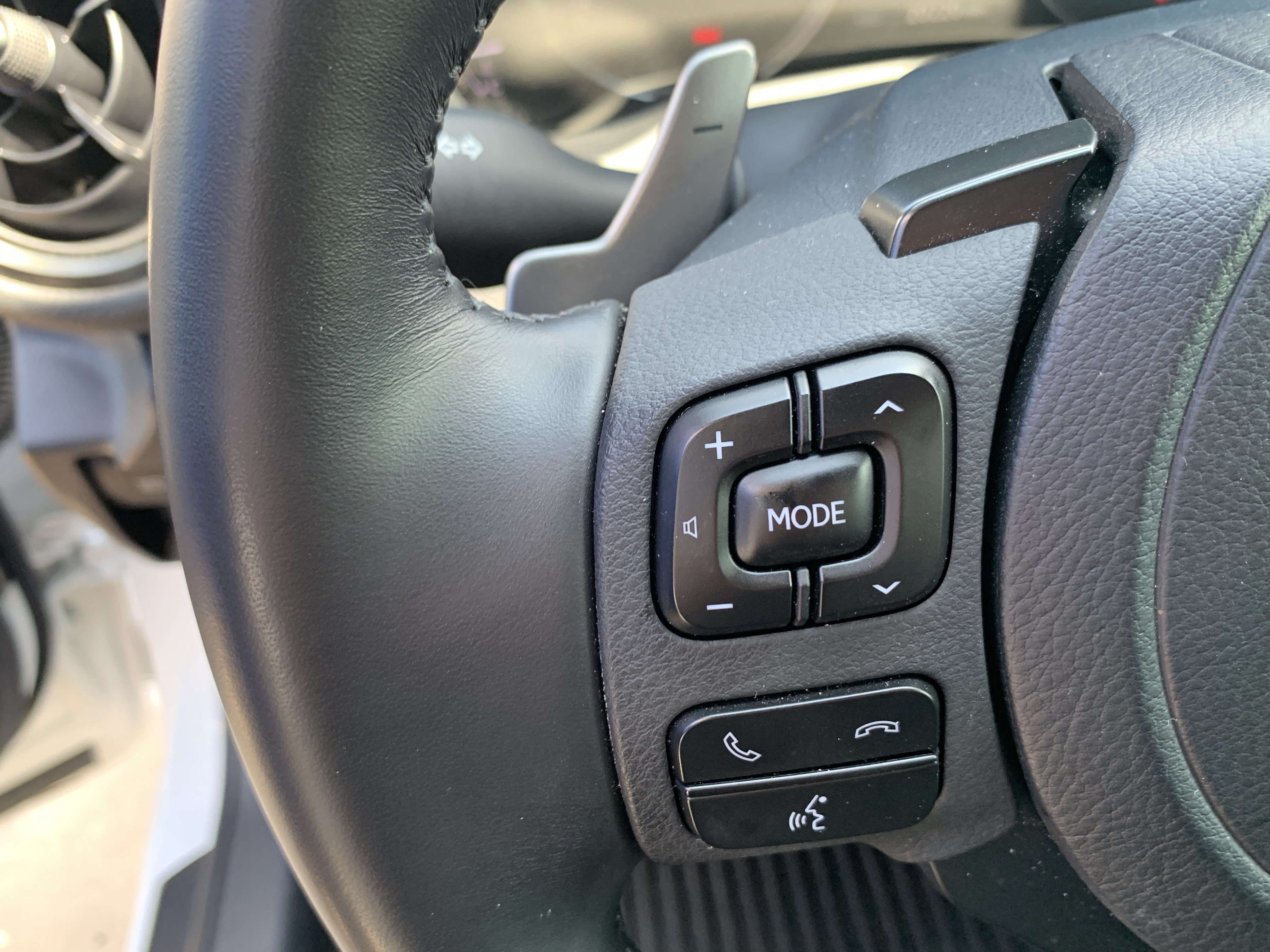 Used 2024 Lexus IS 350 F Sport RWD image 19