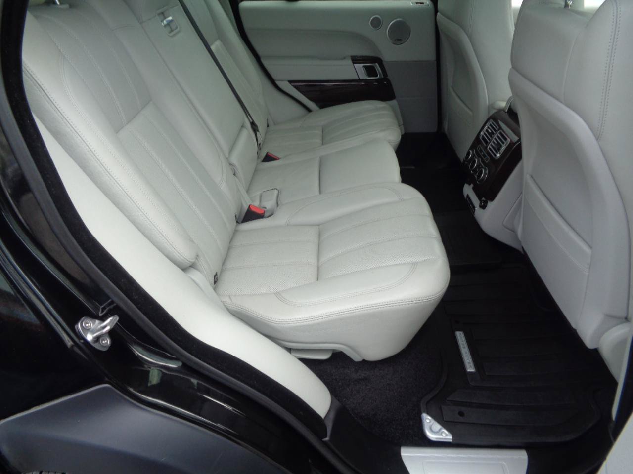 Used 2016 Land Rover Range Rover Supercharged AWD/4WD image 6
