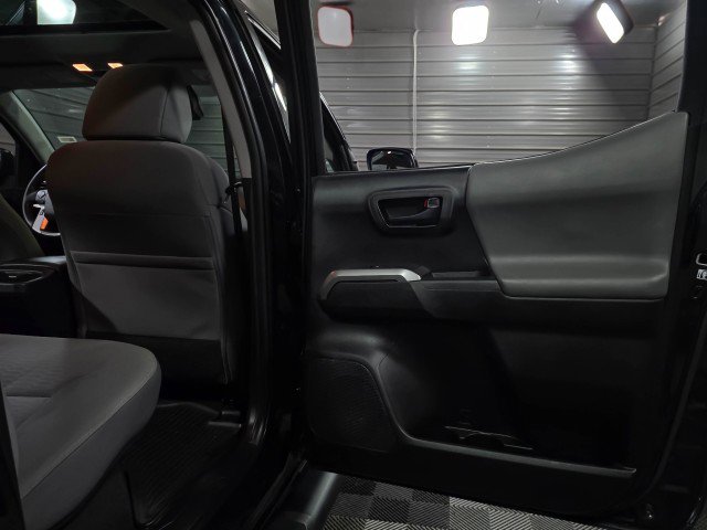 Used 2019 Toyota Tacoma SR5 image 34