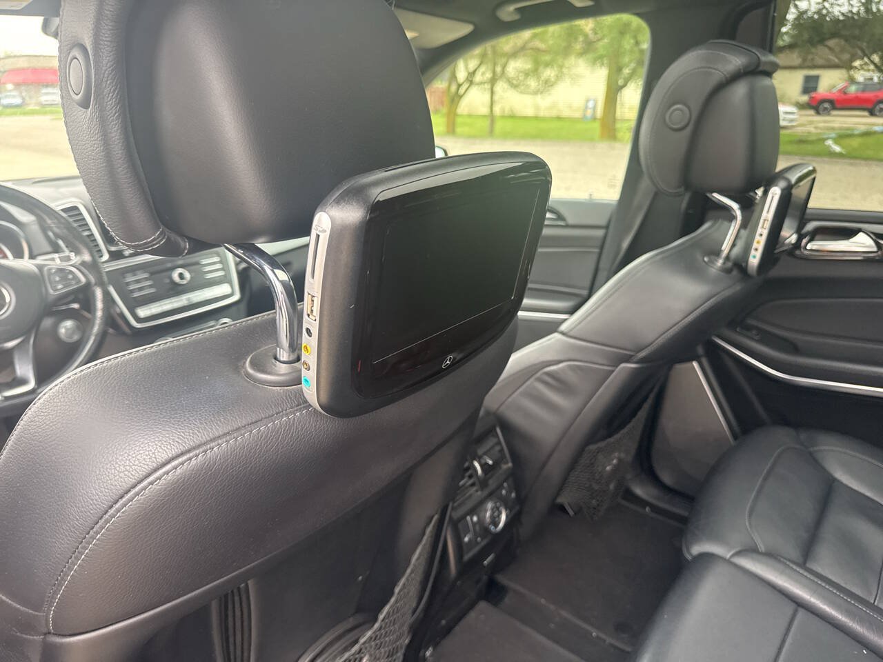 Used 2017 Mercedes-Benz GLS 550 4MATIC image 14