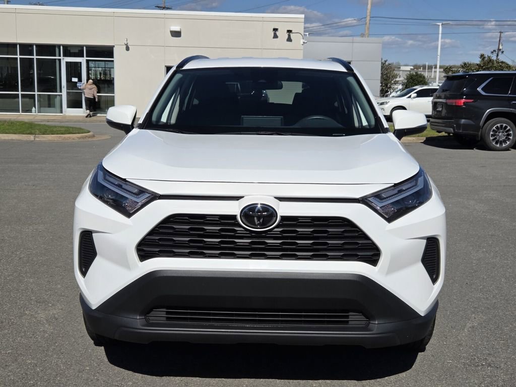Used 2025 Toyota RAV4 XLE image 14