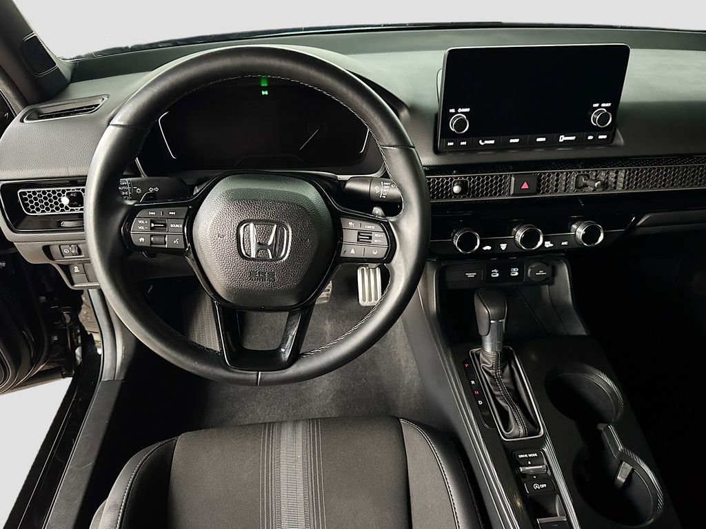 Used 2025 Honda Civic Sport image 12