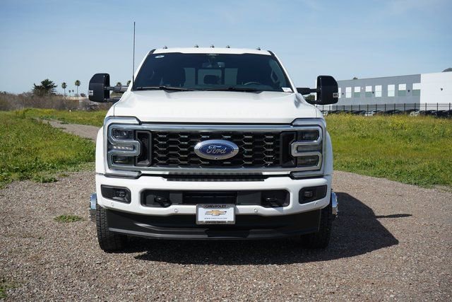 Used 2025 Ford F450 Platinum w/ Camper Package image 3